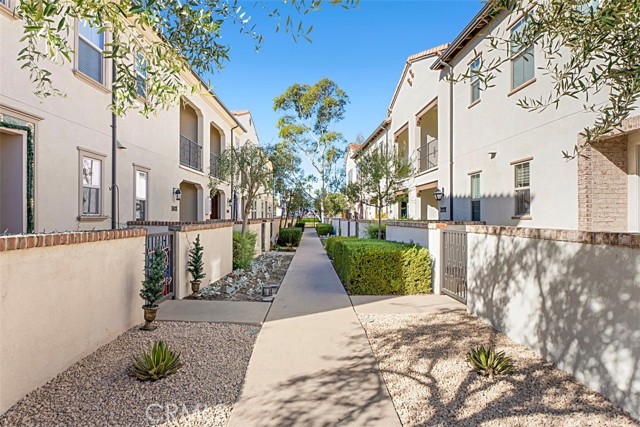 Detail Gallery Image 30 of 32 For 1403 El Paseo, Lake Forest,  CA 92610 - 3 Beds | 2/1 Baths