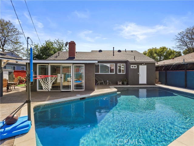 Detail Gallery Image 45 of 57 For 8110 Lesner Ave, Lake Balboa,  CA 91406 - 3 Beds | 2 Baths