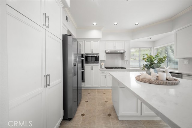 Detail Gallery Image 7 of 28 For 11 Somerset, Trabuco Canyon,  CA 92679 - 4 Beds | 3 Baths