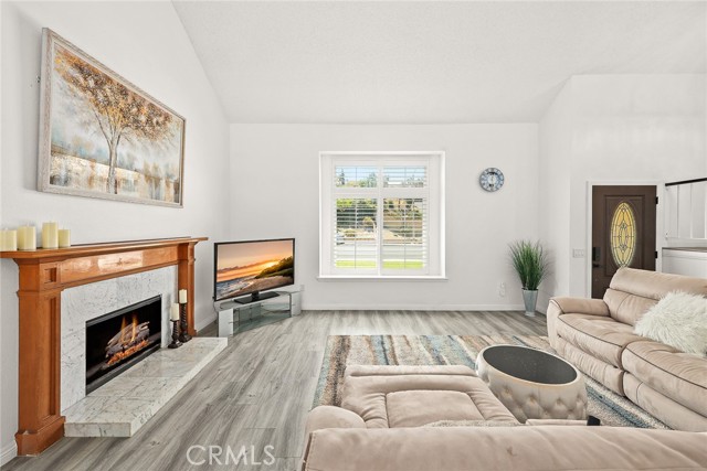 Detail Gallery Image 4 of 45 For 17845 Calle Barcelona, Rowland Heights,  CA 91748 - 4 Beds | 3 Baths