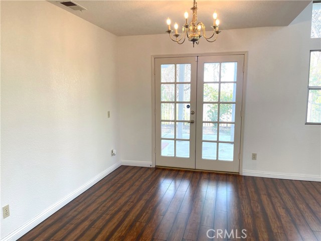 2985 Amber Drive, Corona CA: https://media.crmls.org/medias/3e5fb792-2e7c-4293-82f7-660ec3c0f4a3.jpg