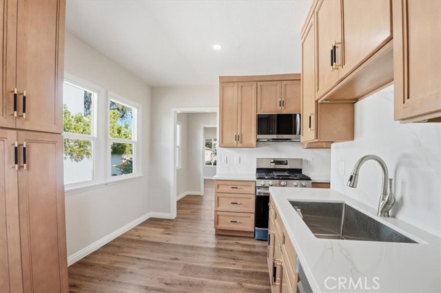 Detail Gallery Image 5 of 28 For 4031 Minerva, Culver City,  CA 90066 - 3 Beds | 1 Baths