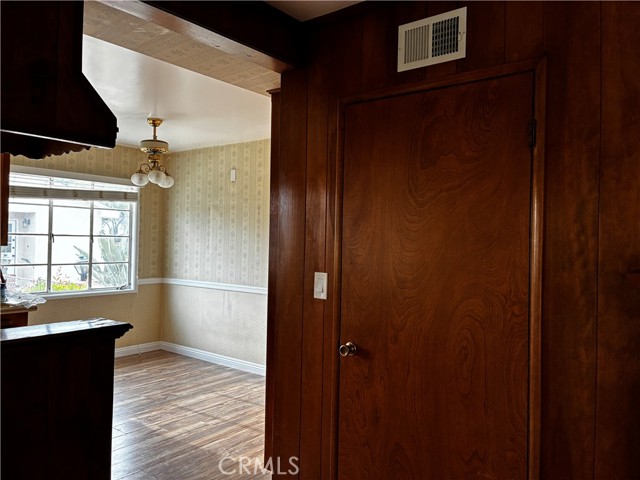 Detail Gallery Image 12 of 20 For 1520 Melody Ln, Fullerton,  CA 92831 - 3 Beds | 2 Baths