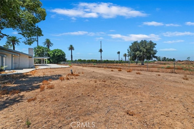 8853 Dufferin Avenue, Riverside CA: https://media.crmls.org/medias/3e631c9f-be6c-4919-a505-1e17c291abad.jpg