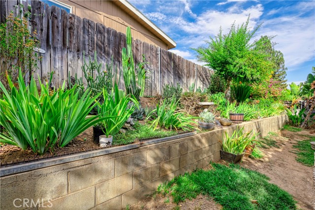 Detail Gallery Image 22 of 30 For 10186 Wrangler Way, Corona,  CA 92883 - 3 Beds | 2 Baths