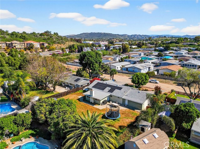 Detail Gallery Image 37 of 46 For 138 Terrace Ln, San Marcos,  CA 92069 - 4 Beds | 2 Baths