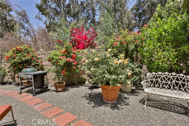 Detail Gallery Image 36 of 42 For 2010 E Foothill Dr, San Bernardino,  CA 92404 - 3 Beds | 2/1 Baths