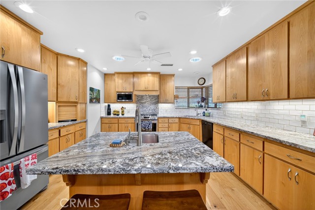 Detail Gallery Image 11 of 75 For 4872 N Arcade, Fresno,  CA 93704 - 4 Beds | 2 Baths