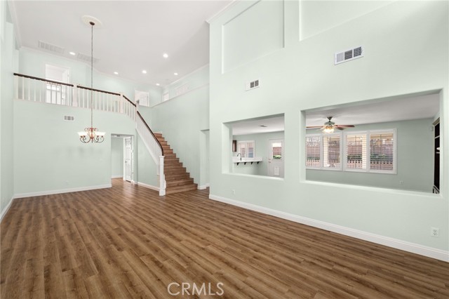 Detail Gallery Image 2 of 35 For 1067 Gold Finch, Beaumont,  CA 92223 - 6 Beds | 3 Baths