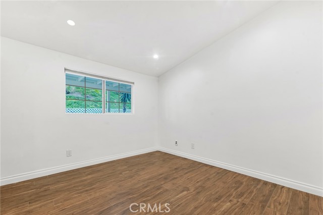 Detail Gallery Image 22 of 43 For 20416 Coulson, Woodland Hills,  CA 91367 - 3 Beds | 2/1 Baths