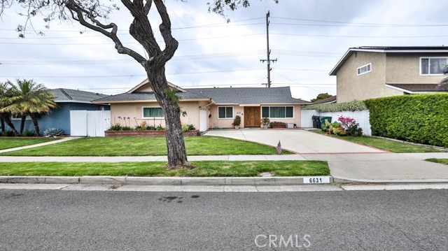 Detail Gallery Image 10 of 18 For 6631 Walton Dr, Huntington Beach,  CA 92647 - 4 Beds | 2 Baths