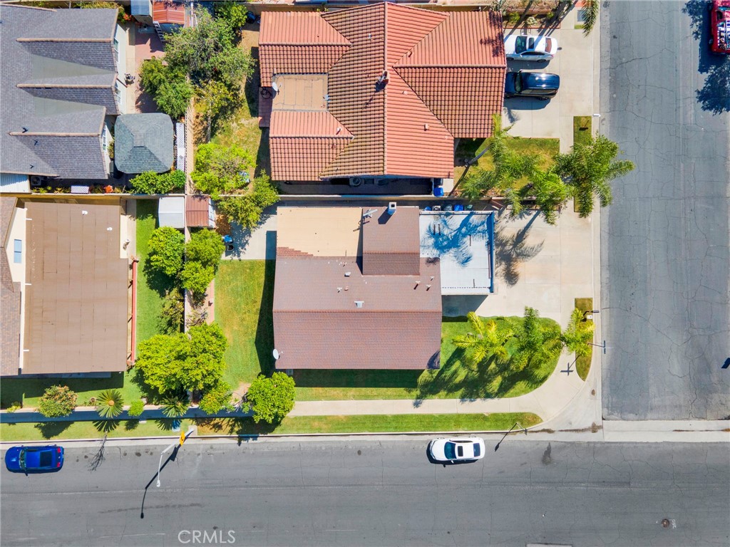 https://media.crmls.org/medias/3e67e6fe-8a9d-4486-8e6d-a9fbf1d5ccb3.jpg?preset=X-Large