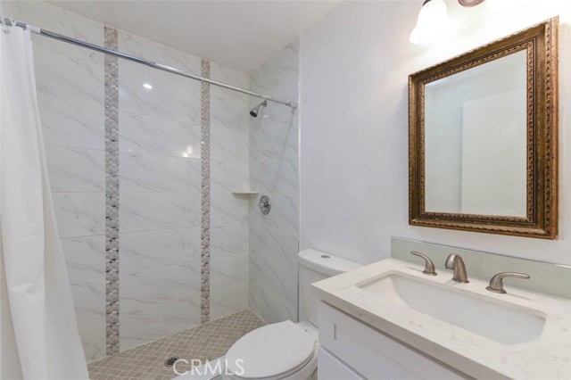 Detail Gallery Image 22 of 34 For 143 Stanford Ct #36,  Irvine,  CA 92612 - 2 Beds | 2/1 Baths