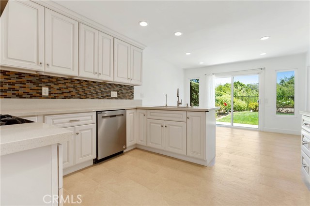 30052 Happy Sparrow Lane, Laguna Niguel CA: https://media.crmls.org/medias/3e69334c-7e2e-46ea-8483-5a4a1865e942.jpg