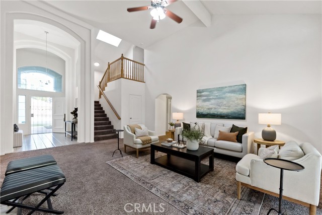 Detail Gallery Image 4 of 27 For 8847 N Woodrow, Fresno,  CA 93720 - 5 Beds | 3/1 Baths