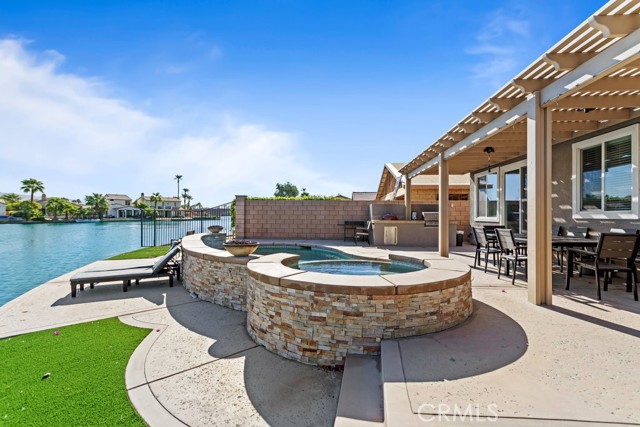 Detail Gallery Image 2 of 43 For 84250 Tramonto Way, Indio,  CA 92203 - 4 Beds | 2 Baths