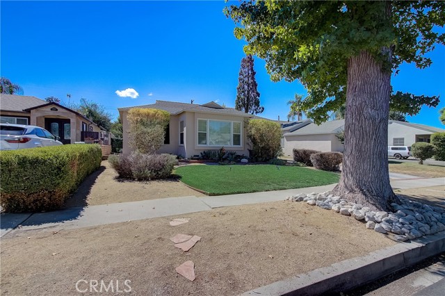 17532 Kittridge Street photo 1