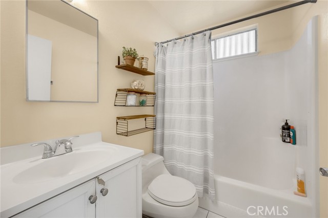 Detail Gallery Image 10 of 17 For 2345 Natchez Ave, Placentia,  CA 92870 - 2 Beds | 1 Baths