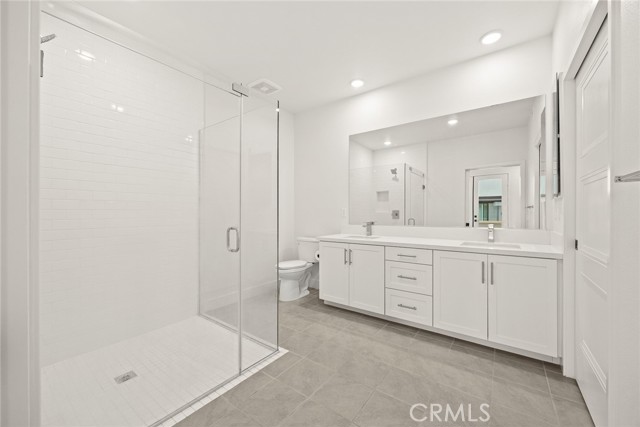 16321 Dawn Way, Tustin CA: https://media.crmls.org/medias/3e6aee2c-450e-432d-b418-34b0a9170de0.jpg
