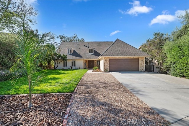 Detail Gallery Image 2 of 44 For 770 Libby Dr, Riverside,  CA 92507 - 7 Beds | 3 Baths