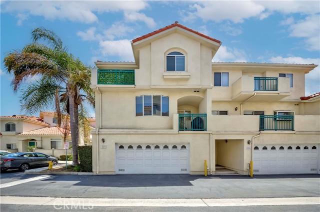 4489 Spencer Street, Torrance CA: https://media.crmls.org/medias/3e6ce210-6efe-4234-8fbc-f4f6f58b4e42.jpg