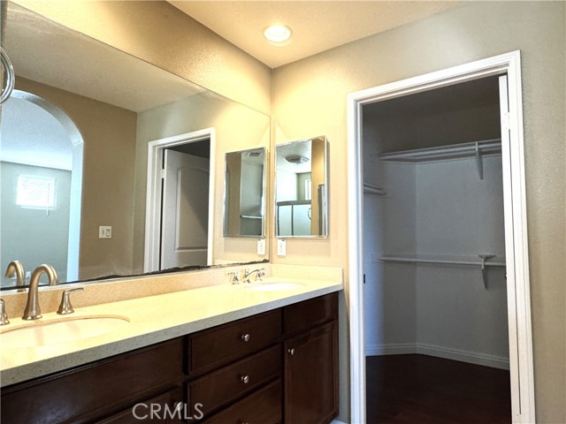 Detail Gallery Image 7 of 15 For 1095 S Reservoir St, Pomona,  CA 91766 - 4 Beds | 2/1 Baths