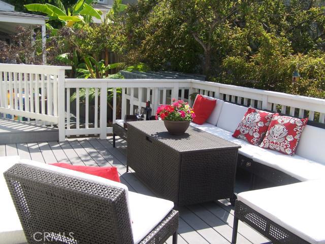 1906 Ava Avenue, Hermosa Beach, California 90254, 2 Bedrooms Bedrooms, ,1 BathroomBathrooms,Residential,Sold,Ava,S12105713