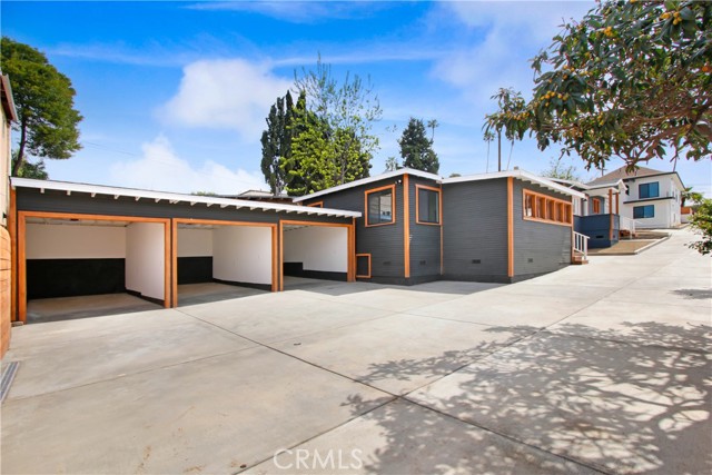 Detail Gallery Image 7 of 7 For 1427 Lakeshore #1/2,  Echo Park,  CA 90026 - 2 Beds | 1 Baths