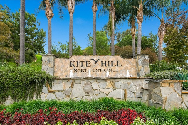 24092 Lapwing Lane, Laguna Niguel CA: https://media.crmls.org/medias/3e6ec70e-1e8d-494b-ba60-5b8f0712a9b7.jpg