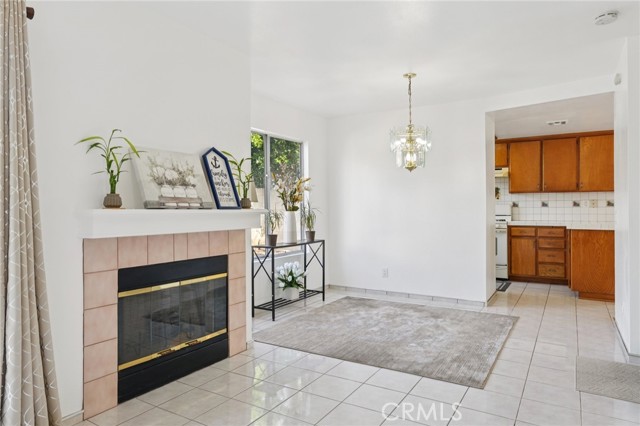 Detail Gallery Image 6 of 43 For 14712 Olive St #1,  Baldwin Park,  CA 91706 - 3 Beds | 3 Baths