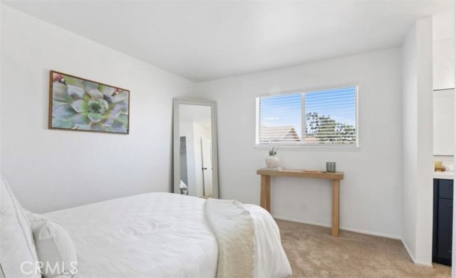 Detail Gallery Image 10 of 18 For 19775 Cambridge Lane, Huntington Beach,  CA 92646 - 3 Beds | 2/1 Baths