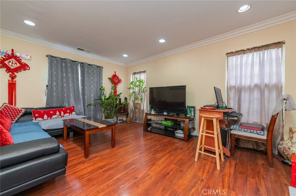 MLS #TR25262018 image #1