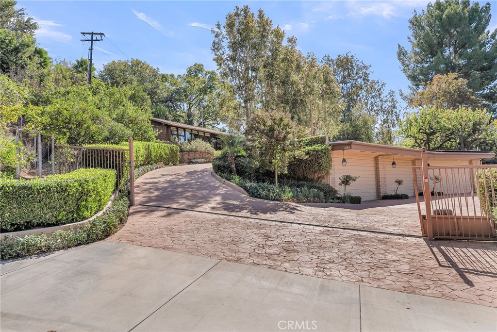 MLS #IV25260007 image #8