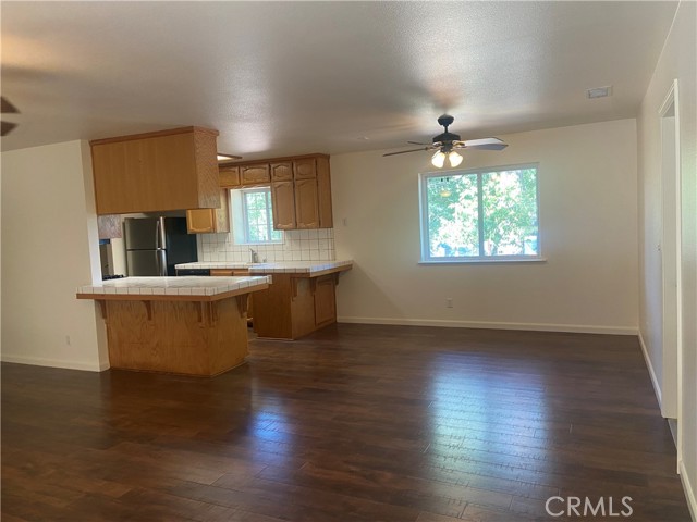 5615 Silver Strand Fall, Mariposa CA: https://media.crmls.org/medias/3e735e4e-526d-4628-82c9-3c5191747ebf.jpg