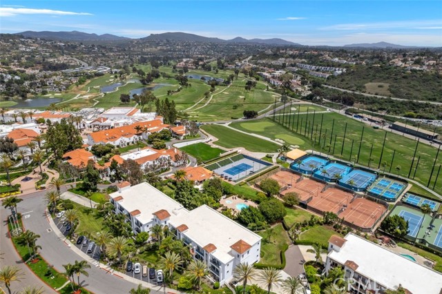 2005 Costa Del Mar RD, Carlsbad CA: https://media.crmls.org/medias/3e738218-60e8-45e9-9d23-3dacaddc2274.jpg