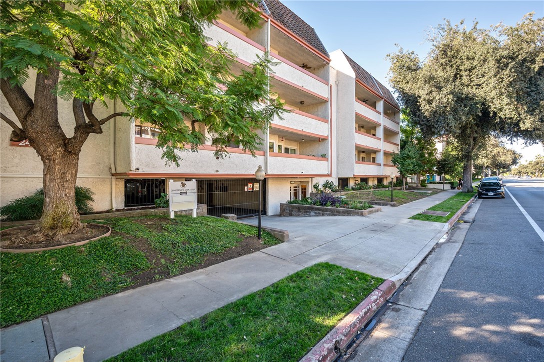 Detail Gallery Image 15 of 22 For 2444 E Del Mar Bld #203,  Pasadena,  CA 91107 - 2 Beds | 2 Baths