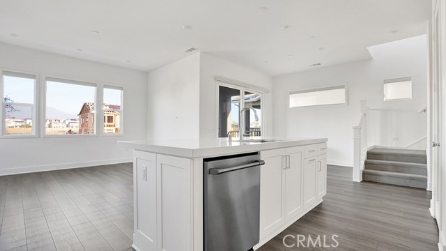 Detail Gallery Image 20 of 40 For 401 Junco, Irvine,  CA 92618 - 4 Beds | 3/2 Baths