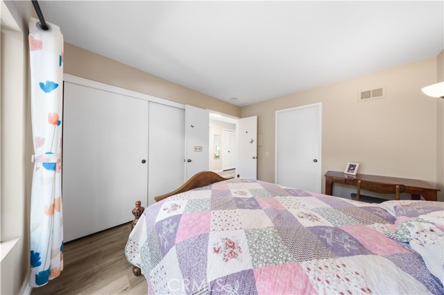 11 Palos, Irvine CA: https://media.crmls.org/medias/3e74943b-736b-4536-8b76-da79da325ae9.jpg