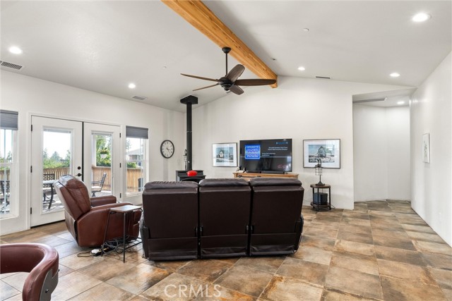 Detail Gallery Image 10 of 43 For 524 Sunset Dr, Paradise,  CA 95969 - 3 Beds | 2/1 Baths