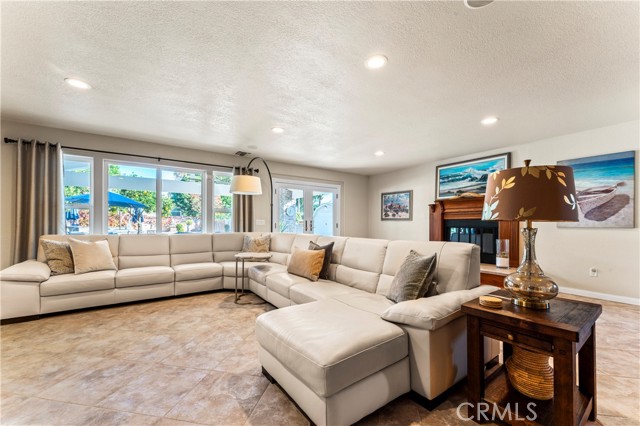 Detail Gallery Image 17 of 40 For 5737 Peridot, Rancho Cucamonga,  CA 91701 - 5 Beds | 2/1 Baths