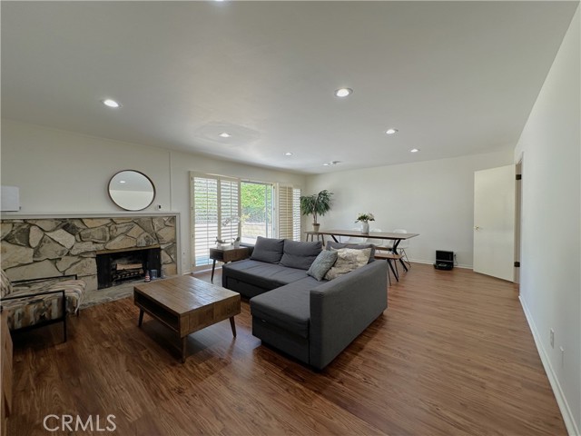 Detail Gallery Image 9 of 30 For 6719 Abbottswood Dr, Rancho Palos Verdes,  CA 90275 - 4 Beds | 2 Baths