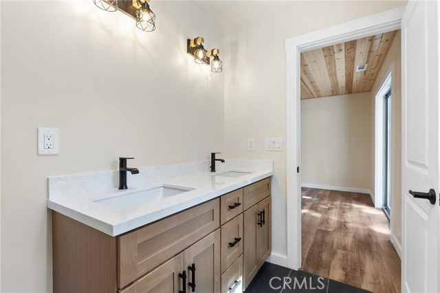 Detail Gallery Image 16 of 31 For 183 Moreno Lane, Sugarloaf,  CA 92386 - 3 Beds | 2 Baths