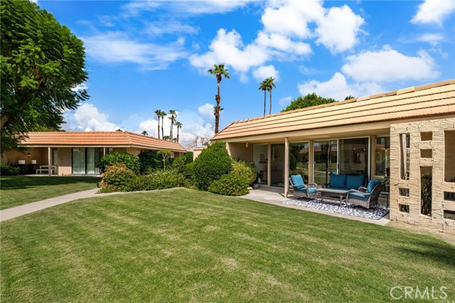 Detail Gallery Image 4 of 62 For 76915 Roadrunner Dr, Indian Wells,  CA 92210 - 3 Beds | 3 Baths