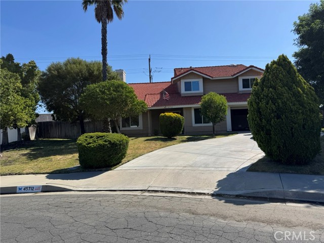 Detail Gallery Image 2 of 28 For 45712 Classic Way, Temecula,  CA 92592 - 4 Beds | 3 Baths