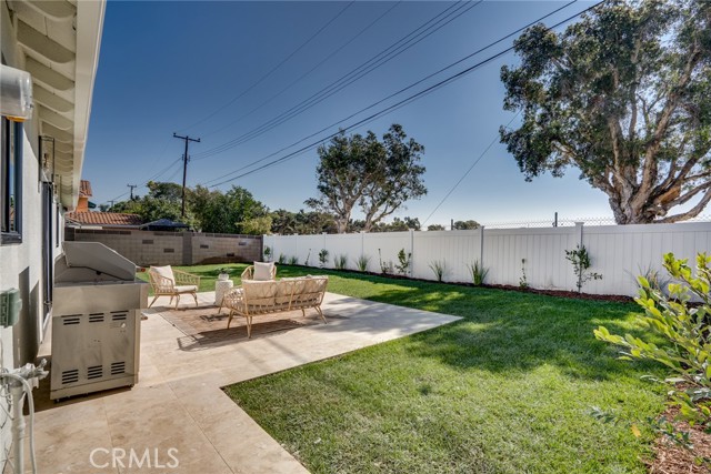 Detail Gallery Image 27 of 36 For 8342 Friesland Dr, Huntington Beach,  CA 92647 - 3 Beds | 2 Baths