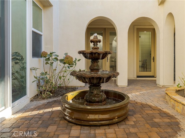 Detail Gallery Image 63 of 74 For 3406 Whispering Glen Ct, Simi Valley,  CA 93065 - 5 Beds | 4/1 Baths