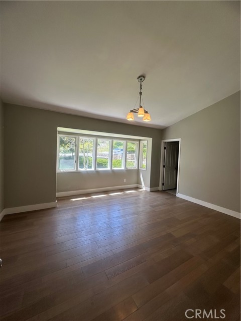 60 Crest E Road, Rolling Hills CA: https://media.crmls.org/medias/3e7b02a0-d781-4220-b57d-fda56790b31f.jpg