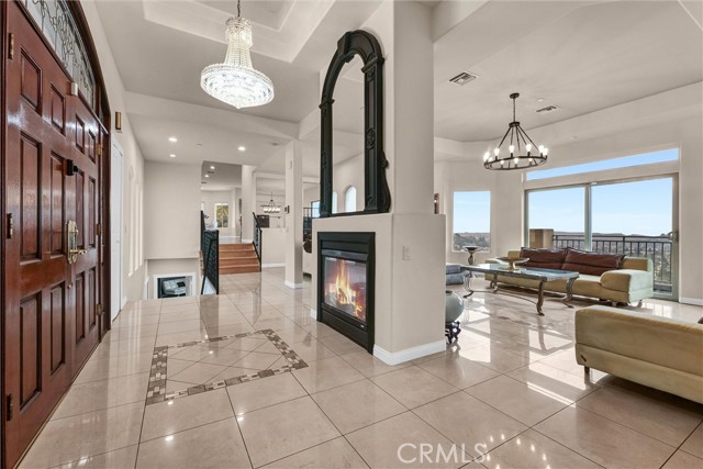 Detail Gallery Image 6 of 43 For 876 Harrington, Glendale,  CA 91207 - 4 Beds | 4 Baths