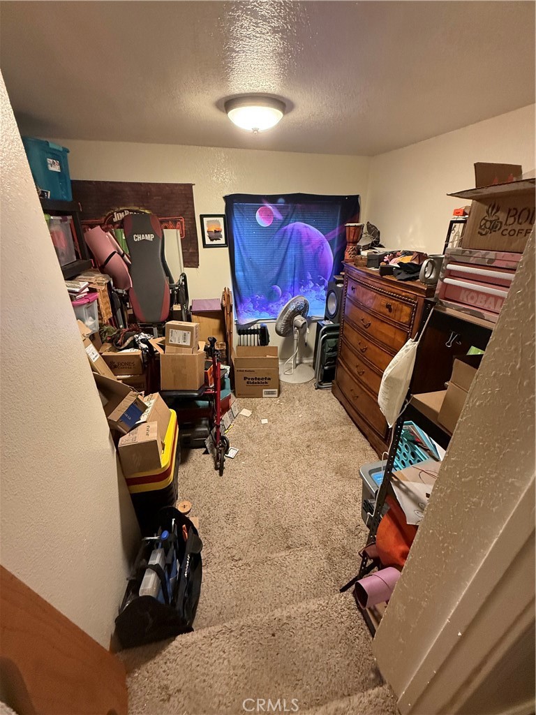https://media.crmls.org/medias/3e7b99cb-6b36-4021-a839-e83020988869.jpg?preset=X-Large