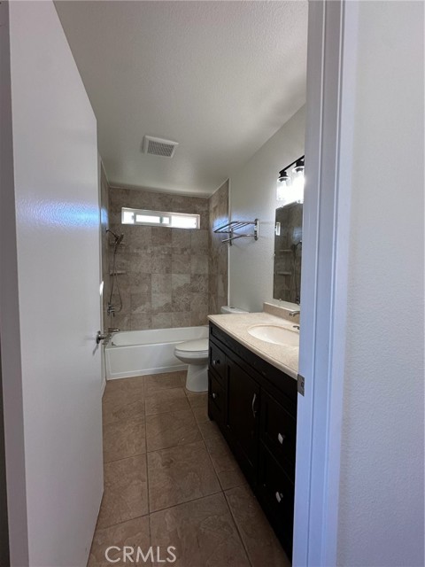 Detail Gallery Image 9 of 10 For 24410 Rockbury Dr, Diamond Bar,  CA 91765 - 4 Beds | 2/1 Baths